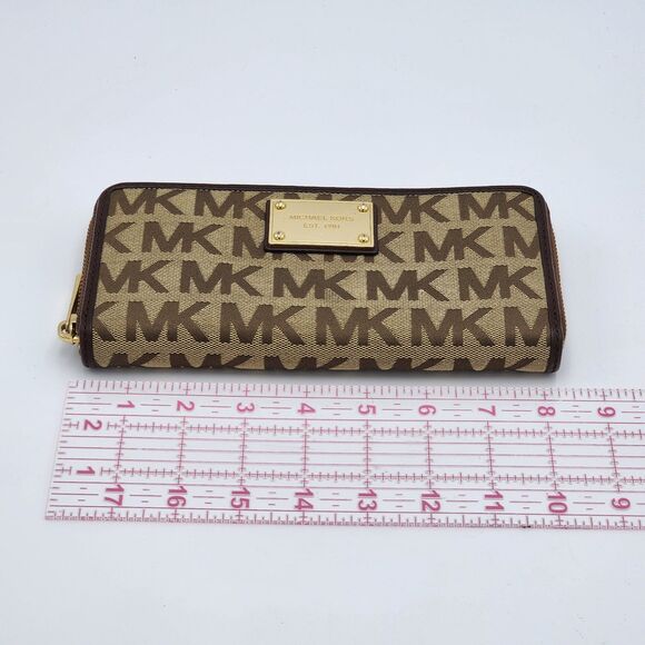 Michael Kors Signature MK Logo Jacquard Brown Tan Continental Zip Wallet - Picture 7 of 8